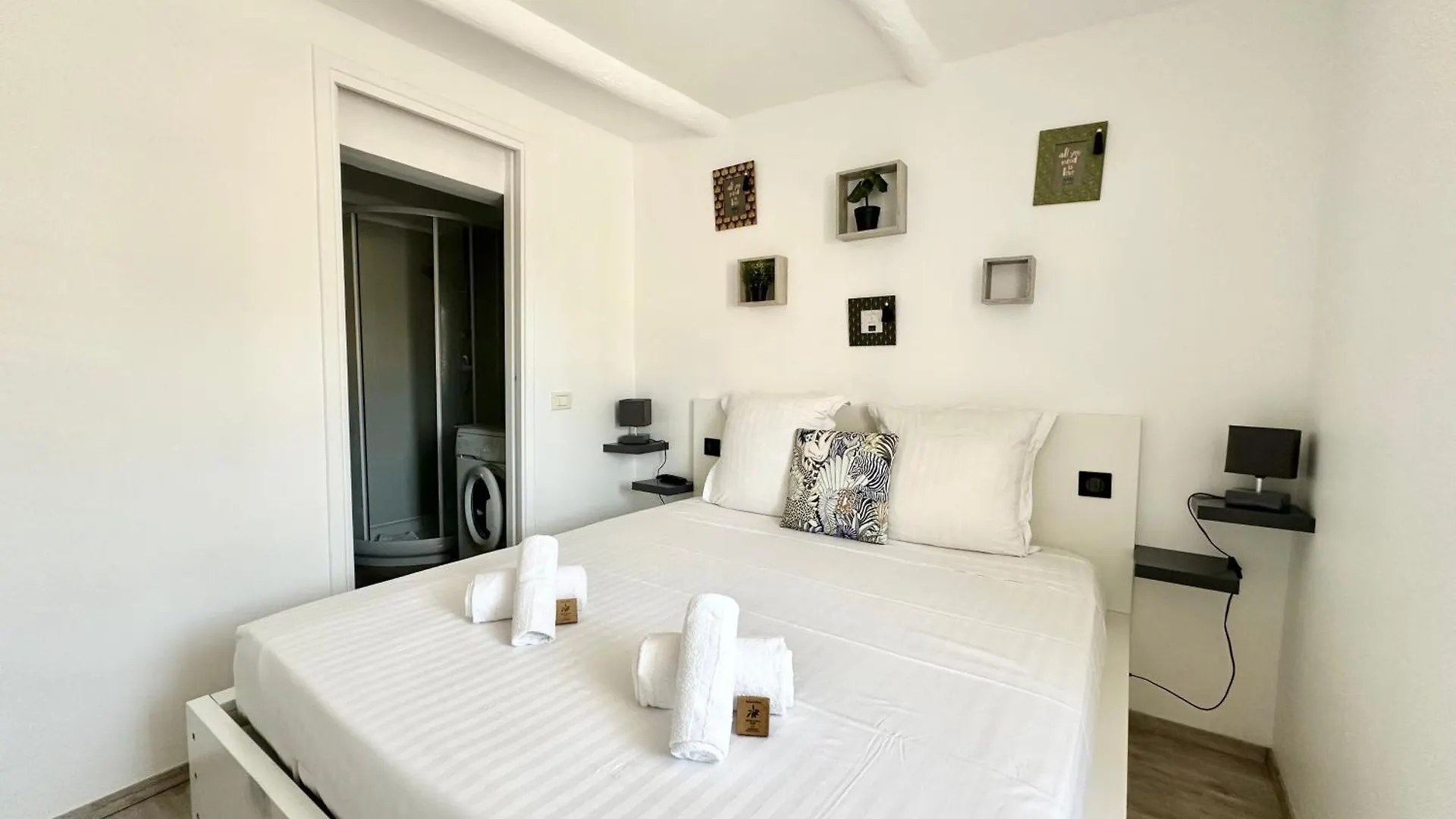 Le Bastion-Plage-Vue Mer Menton Apartment